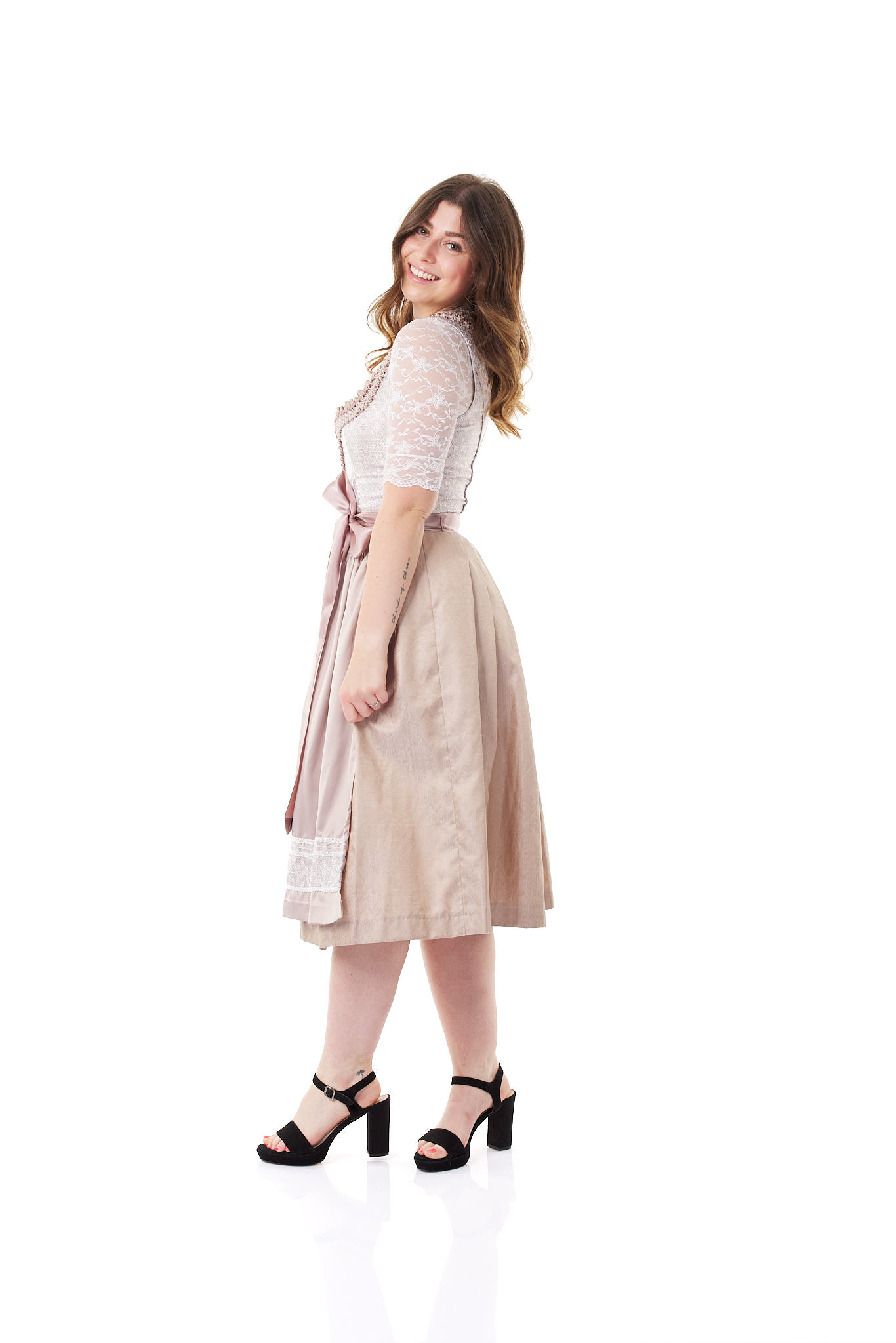 Dirndl Ecommerce Klassisch Tirol Österreich Fotografie